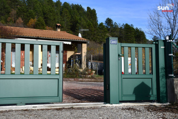 Portail coulissant